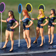 Le Mans Miniatures - sexy Grid Girls