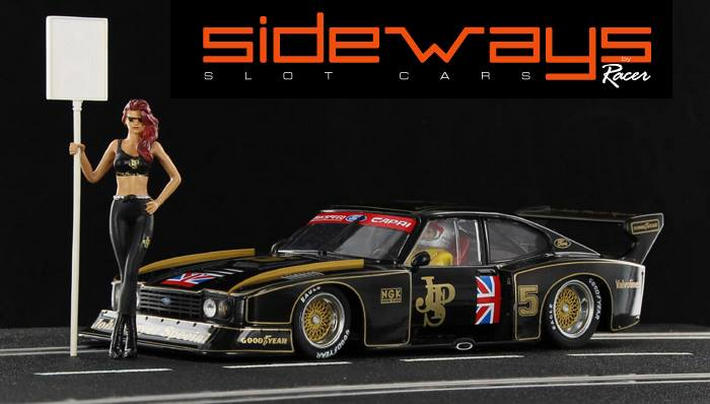 Sideways by Racer - JPS Grid Girl Alexandra mit Nummerntafel (SWFIG001)