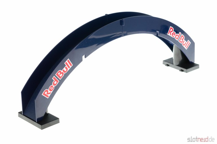 Carrera - Red Bull Bogen Aufbau 2
